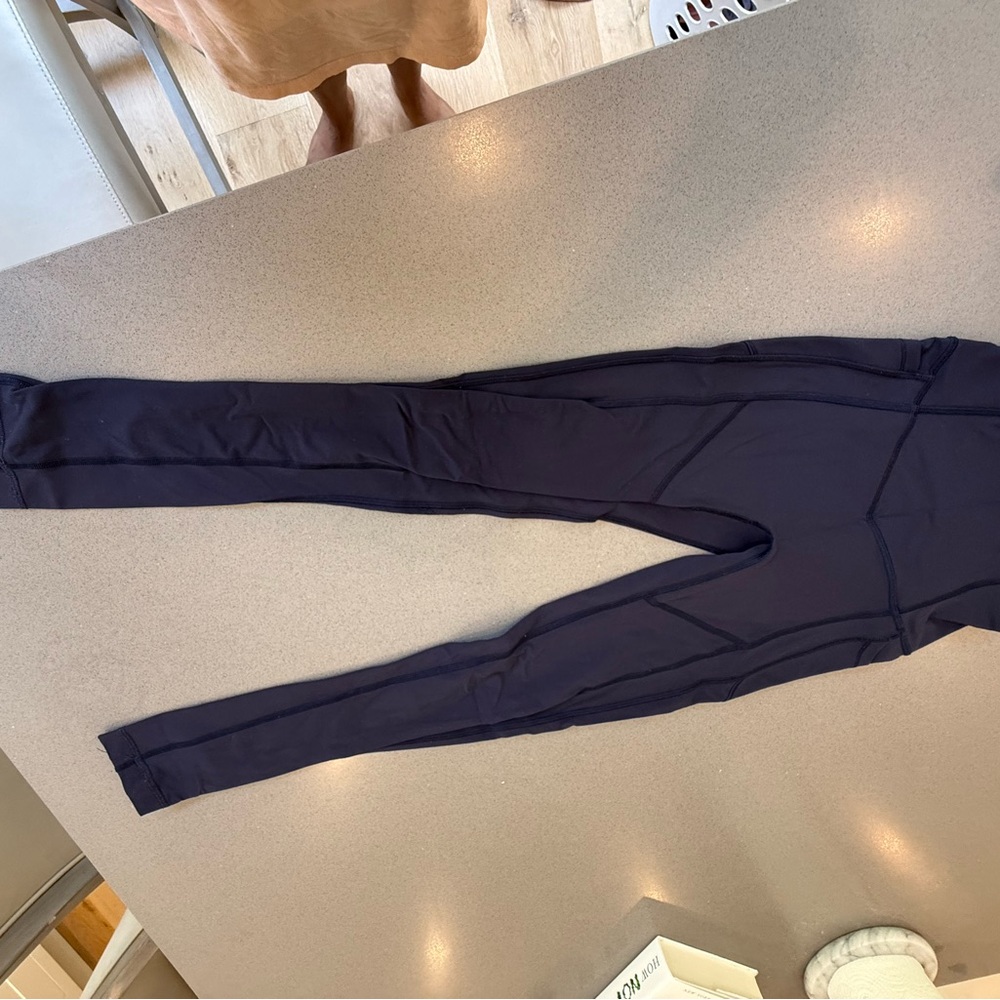 lululemon athletica navy 7/8 Leggings